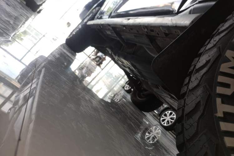 Used Mitsubishi Pajero 2019 3.0L Automatic Standard Edition Right Side Sill