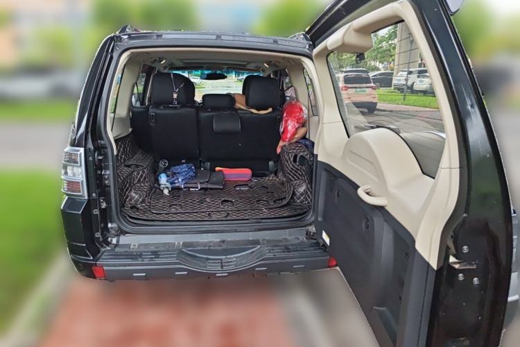Used Mitsubishi Pajero 2019 3.0L Automatic Comfort Edition Trunk