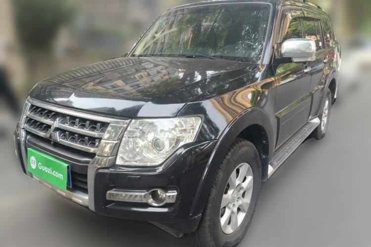 Used Mitsubishi Pajero 2019 3.0L Automatic Luxury Edition Guazi used car, China used car export, Used car for sale, Used cars, Cheapest cars for sale