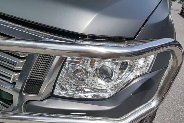 Used Mitsubishi Pajero 2019 3.0L Automatic Comfort Edition Left Front Headlight
