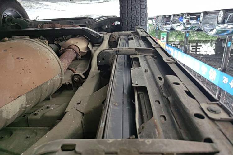 Used Mitsubishi Pajero 2019 3.0L Automatic Comfort Edition Left Side Sill