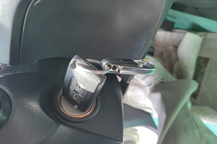 Used Mitsubishi Pajero 2019 3.0L Automatic Comfort Edition Vehicle Key