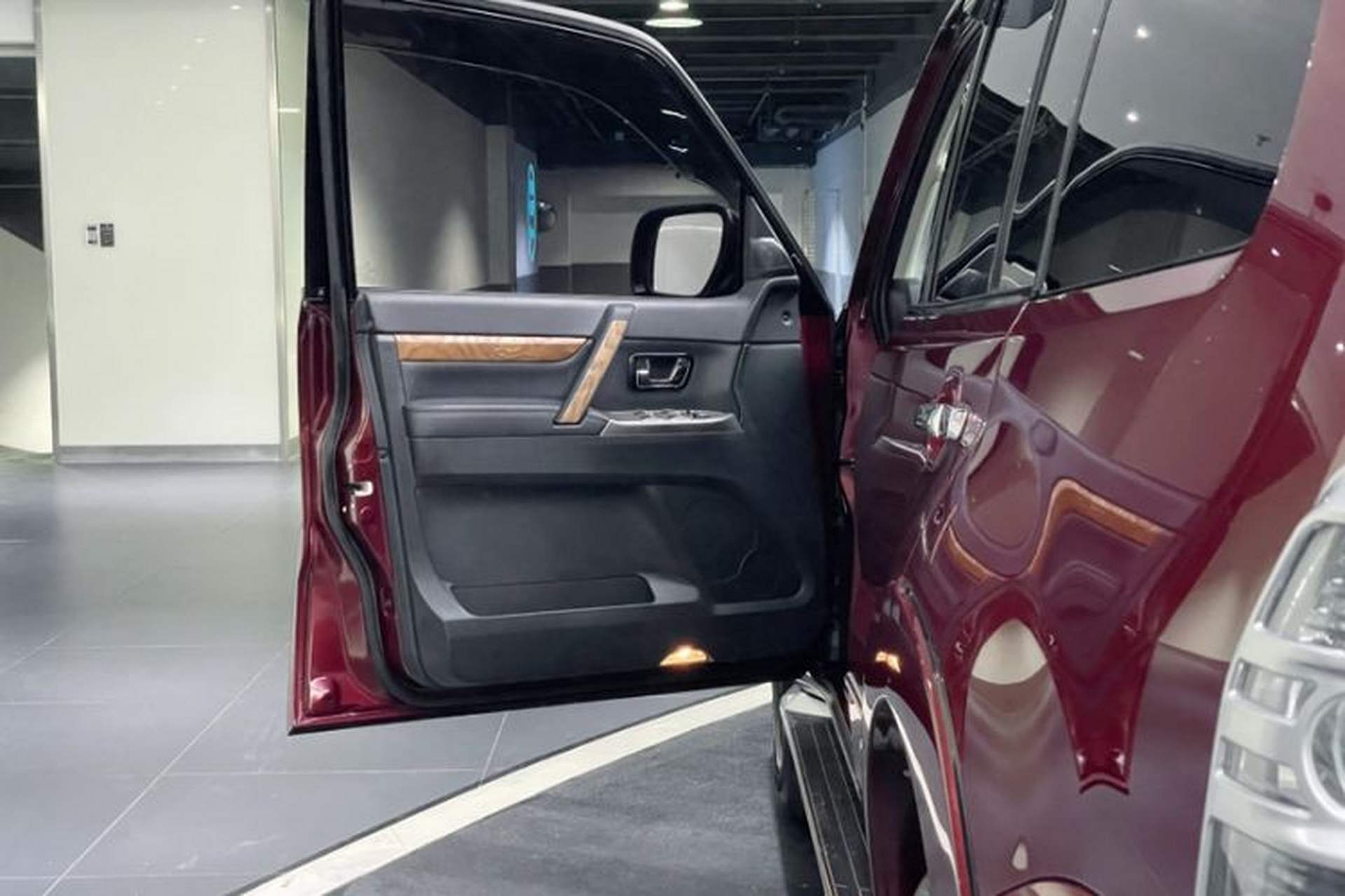 Used Mitsubishi Pajero 2019 3.0L Automatic Prestige Edition Exterior 14