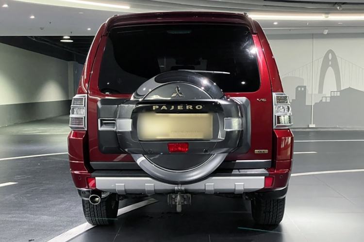 Used Mitsubishi Pajero 2019 3.0L Automatic Prestige Edition Exterior 6