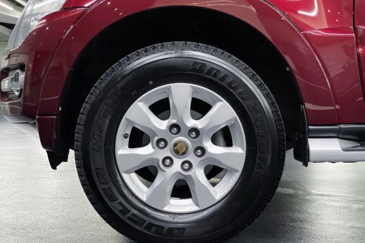 Used Mitsubishi Pajero 2019 3.0L Automatic Prestige Edition Exterior 8