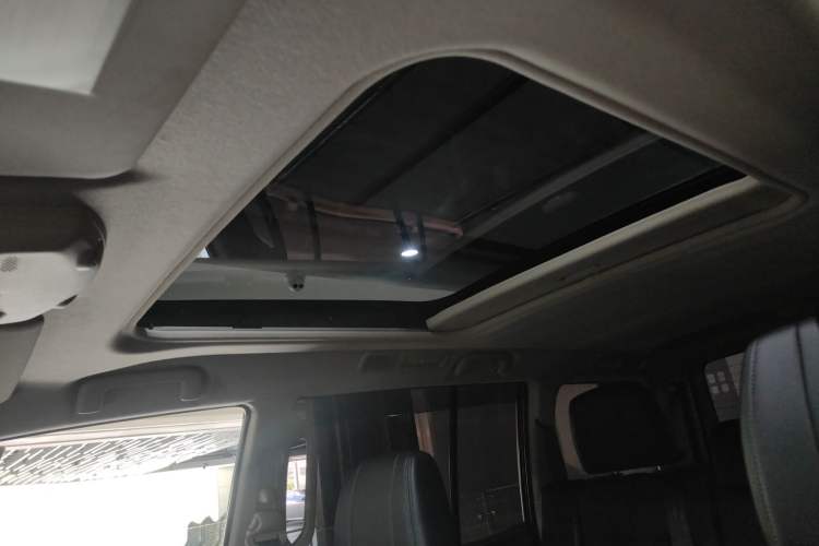 Used Mitsubishi Pajero 2019 3.0L Automatic Prestige Edition Headliner