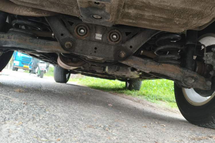Used Mitsubishi Pajero  Chassis Rear