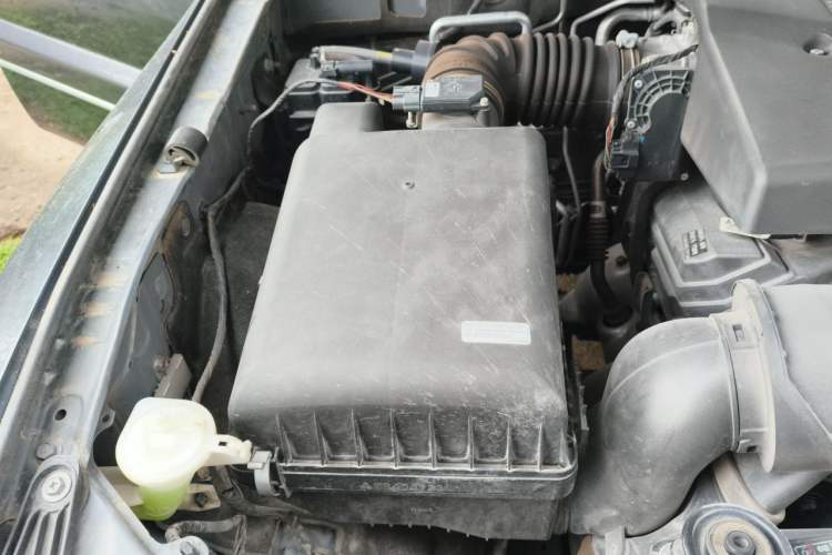 Used Mitsubishi Pajero  Engine Bay Right