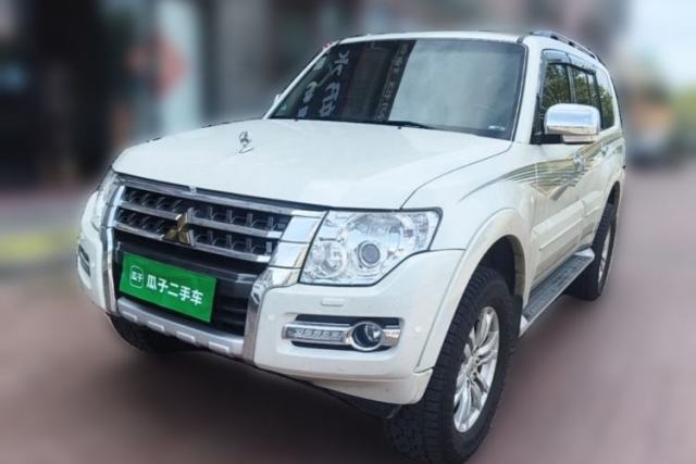 Used Mitsubishi Pajero (Parallel Import) 2019 Pajero 3.8L, 7 seats, no sunroof