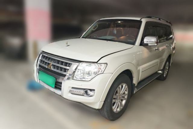 Used Mitsubishi Pajero 2019 V97 3.8L 5-Door GLS Sunroof Dual Differential – Middle East