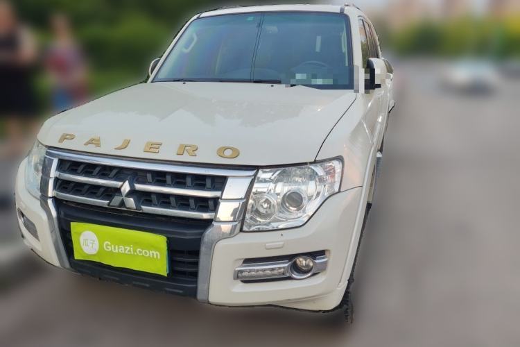 Used Mitsubishi Pajero 2019 3.0L Automatic Comfort Edition Guazi used car, China used car export, Used car for sale, Used  cars, Cheapest cars for sale