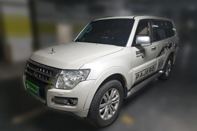 Used Mitsubishi Pajero 2019 V97 3.8L 5-Door GLS Sunroof Dual Differential – Middle East