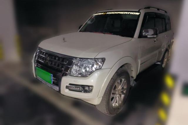 Used Mitsubishi Pajero