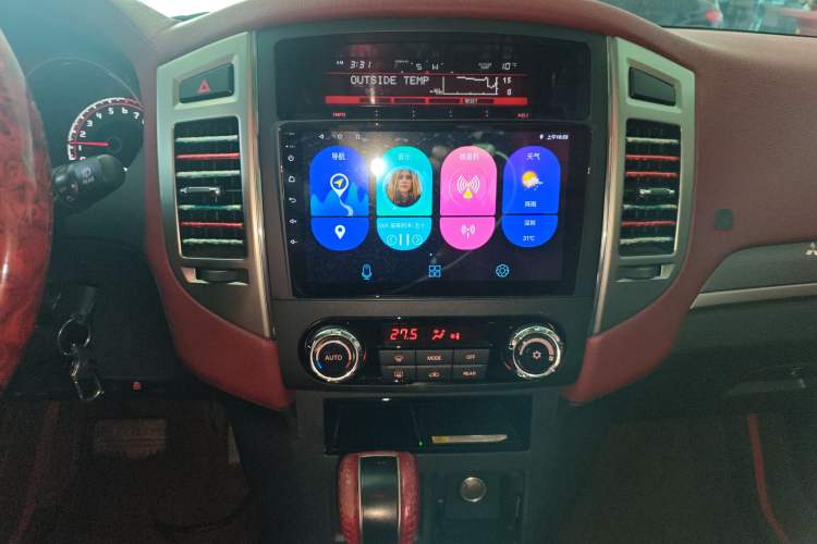 Used Mitsubishi Pajero 2019 3.0L Automatic Standard Edition Audio And AC Panel