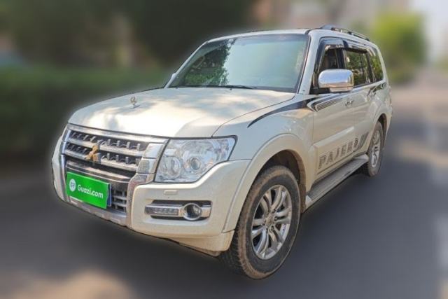 Used Mitsubishi Pajero 