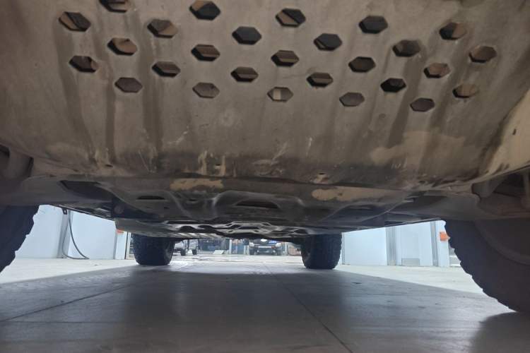 Used Mitsubishi Pajero  Chassis Front