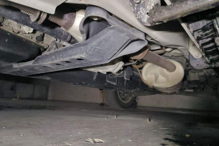 Used Mitsubishi Pajero  Chassis Front Left