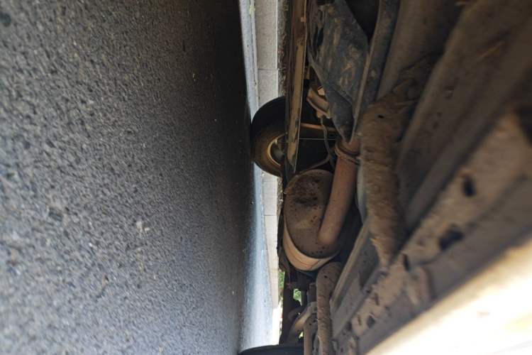 Used Mitsubishi Pajero  Chassis Front Left