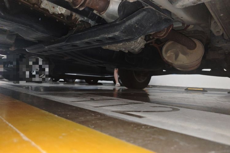 Used Mitsubishi Pajero  Chassis Front Left