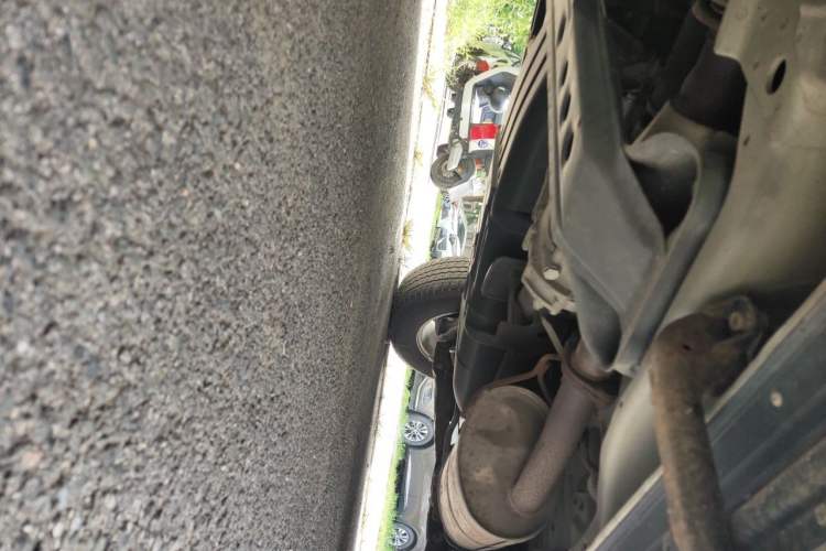 Used Mitsubishi Pajero 2019 3.0L Automatic Standard Edition Chassis Front Left