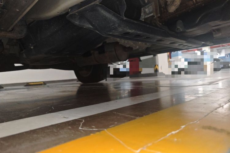 Used Mitsubishi Pajero  Chassis Front Right