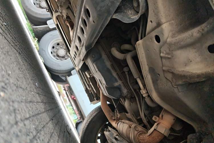 Used Mitsubishi Pajero  Chassis Front Right