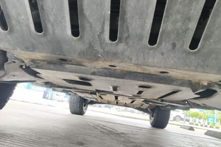 Used Mitsubishi Pajero  Chassis Front