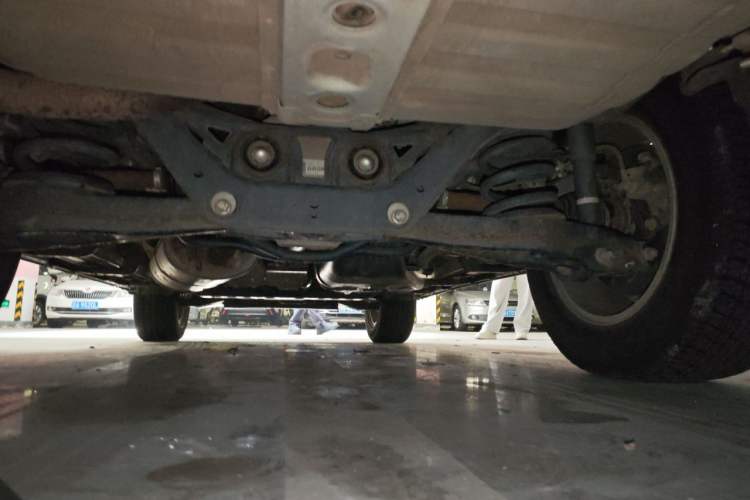 Used Mitsubishi Pajero 2019 V97 3.8L 5-Door GLS Sunroof Dual Differential – Middle East Chassis Rear
