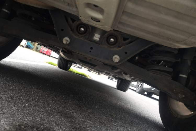Used Mitsubishi Pajero 2019 V97 3.8L 5-Door GLS Sunroof Dual Differential – Middle East Chassis Rear