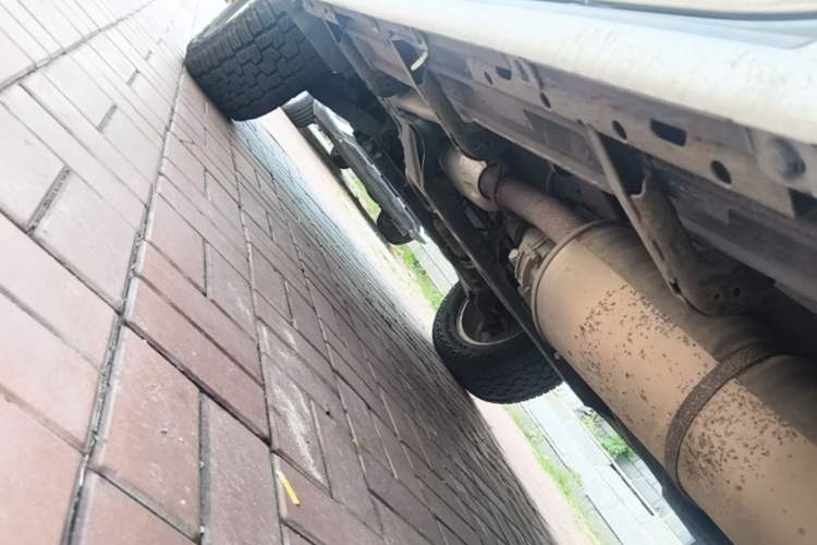 Used Mitsubishi Pajero  Chassis Rear Left