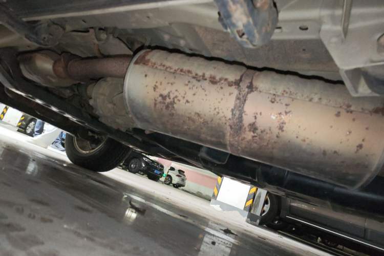 Used Mitsubishi Pajero 2019 V97 3.8L 5-Door GLS Sunroof Dual Differential – Middle East Chassis Rear Left
