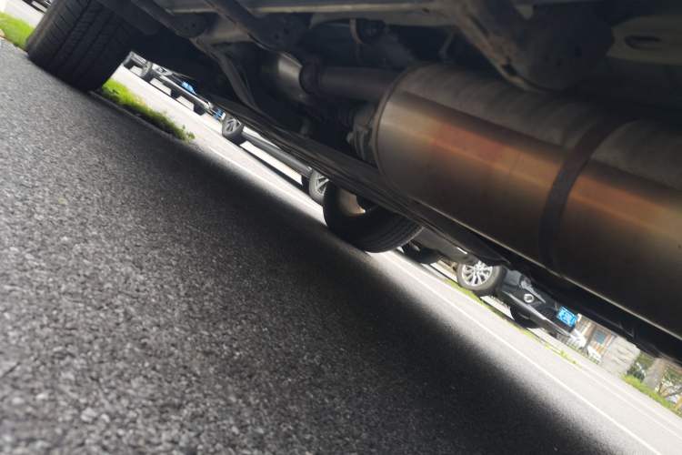 Used Mitsubishi Pajero 2019 V97 3.8L 5-Door GLS Sunroof Dual Differential – Middle East Chassis Rear Left