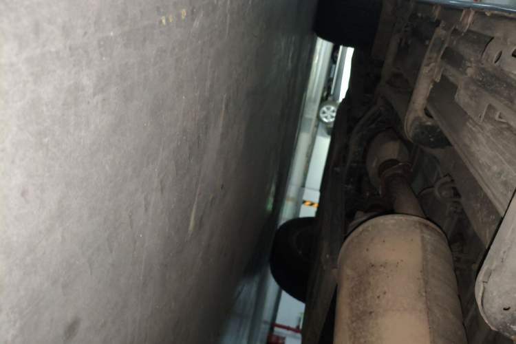 Used Mitsubishi Pajero 2019 V97 3.8L 5-Door GLS Sunroof Dual Differential – Middle East Chassis Rear Left