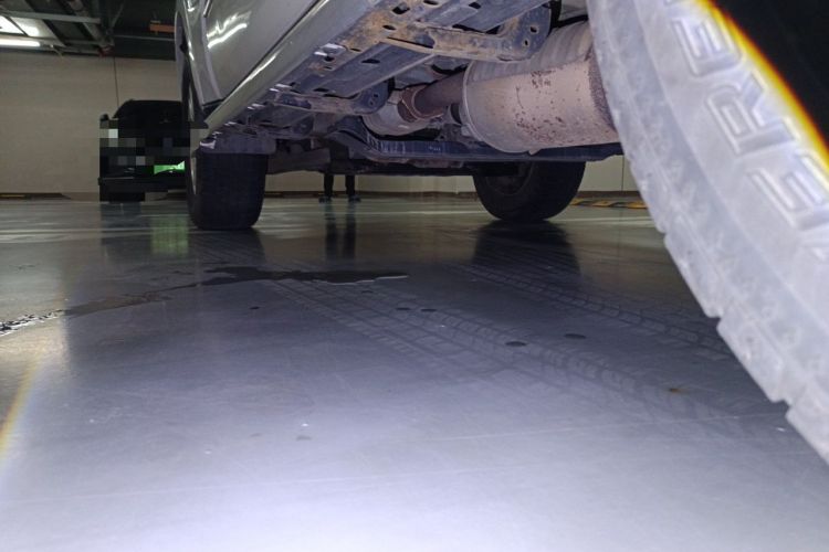 Used Mitsubishi Pajero  Chassis Rear Left
