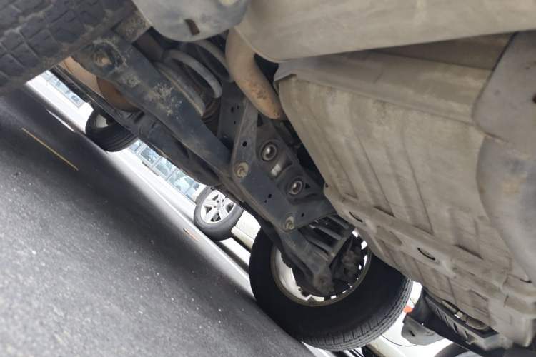 Used Mitsubishi Pajero  Chassis Rear Left