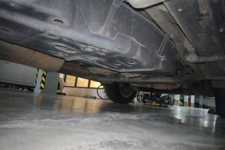 Used Mitsubishi Pajero  Chassis Rear Right