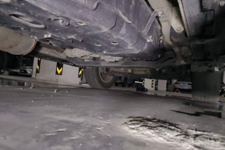Used Mitsubishi Pajero  Chassis Rear Right