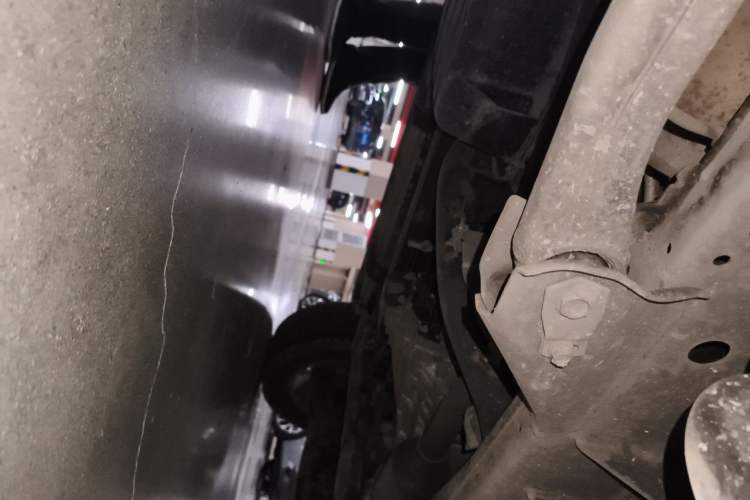 Used Mitsubishi Pajero  Chassis Rear Right