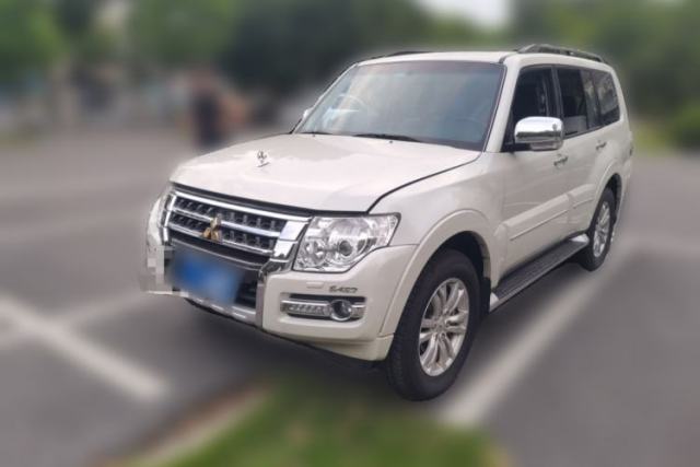 Used Mitsubishi Pajero 2019 V97 3.8L 5-Door GLS Sunroof Dual Differential – Middle East