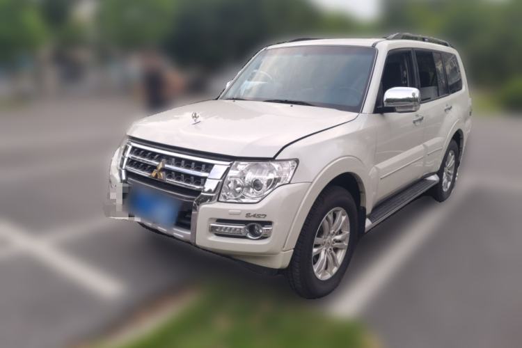 Used Mitsubishi Pajero 2019 V97 3.8L 5-Door GLS Sunroof Dual Differential – Middle East Guazi used car, China used car export, Used car for sale, Used cars, Cheapest cars for sale