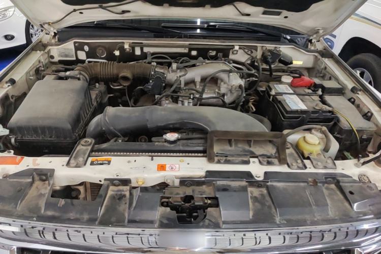 Used Mitsubishi Pajero 2019 3.0L Automatic Luxury Edition Engine Bay