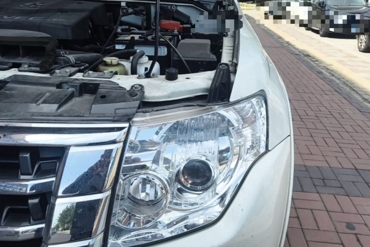 Used Mitsubishi Pajero  Engine Bay Left