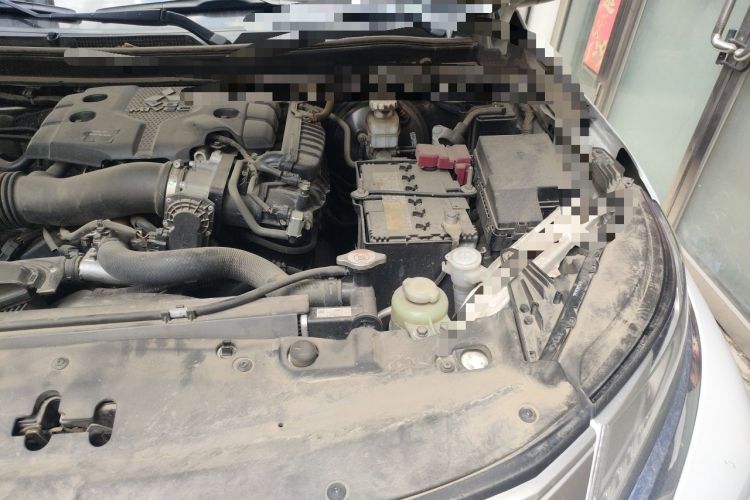 Used Mitsubishi Pajero  Engine Bay Left
