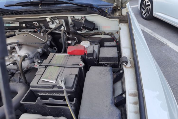 Used Mitsubishi Pajero 2019 3.0L Automatic Comfort Edition Engine Bay Left
