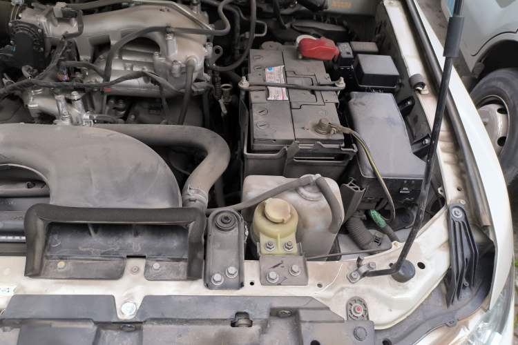 Used Mitsubishi Pajero 2019 3.0L Automatic Standard Edition Engine Bay Left