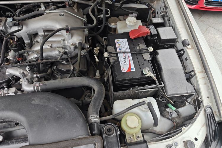 Used Mitsubishi Pajero 2019 3.0L Automatic Standard Edition Engine Bay Left