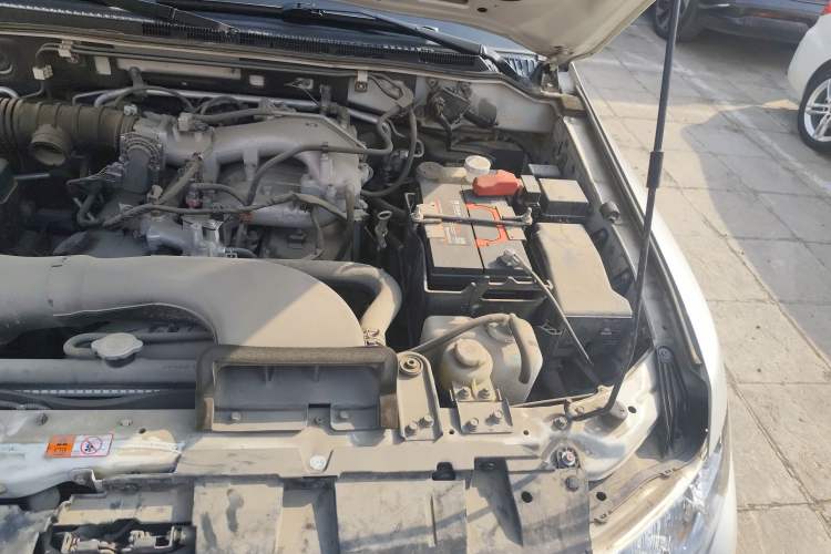 Used Mitsubishi Pajero 2019 3.0L Automatic Standard Edition Engine Bay Left