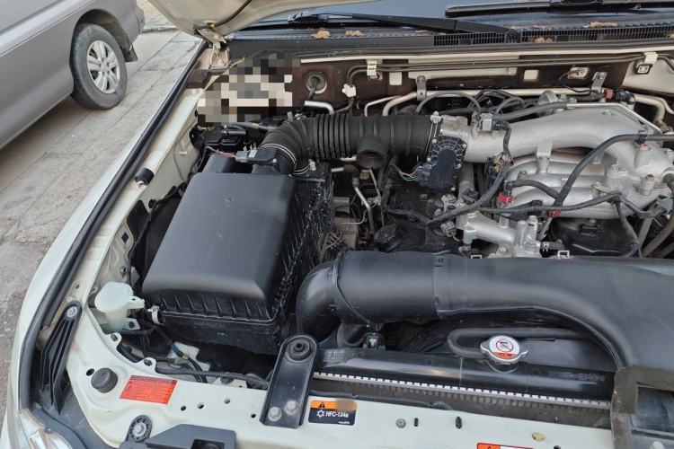 Used Mitsubishi Pajero 2019 3.0L Automatic Prestige Edition Engine Bay Right