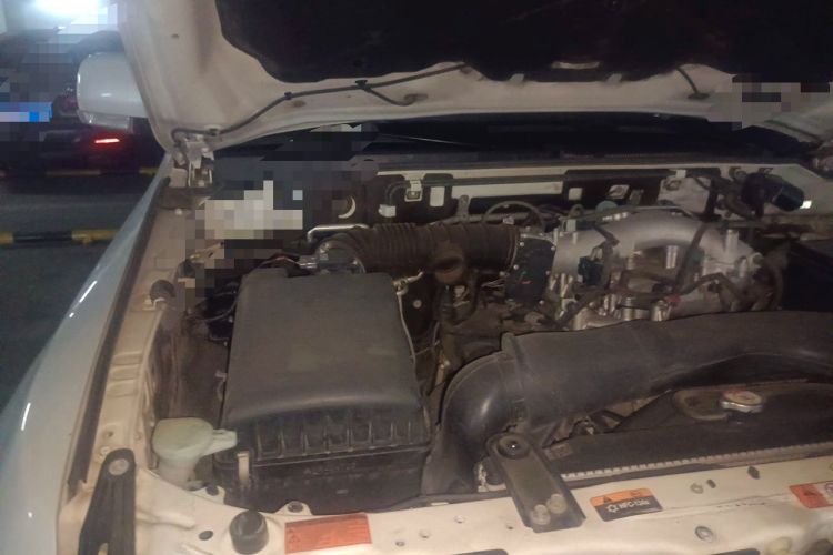 Used Mitsubishi Pajero 2019 3.0L Automatic Comfort Edition Engine Bay Right