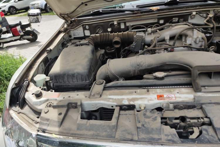 Used Mitsubishi Pajero 2019 3.0L Automatic Standard Edition Engine Bay Right